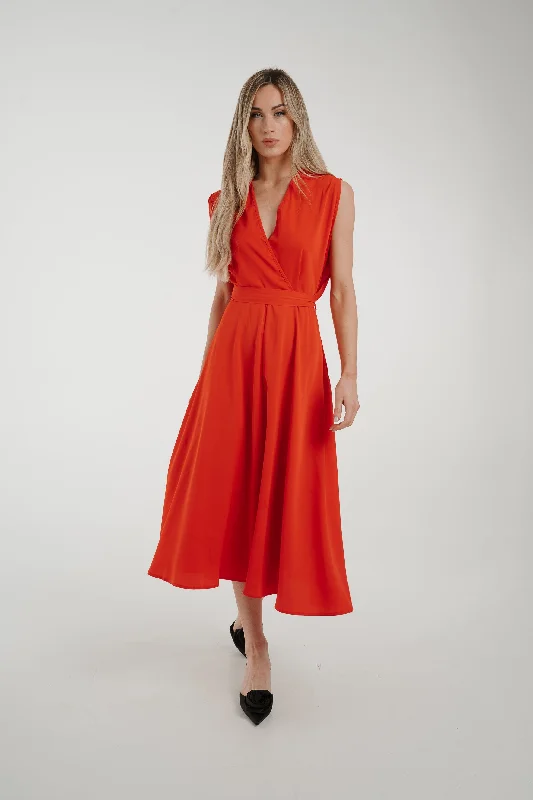 Exclusive Access Sarah A-Line Midi Dress In Red