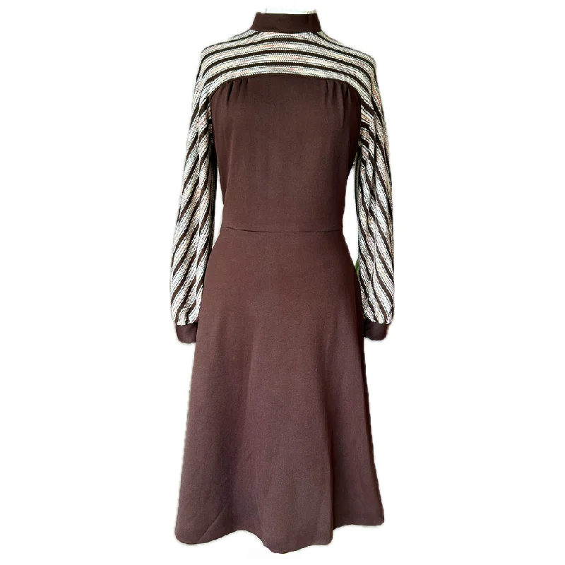 Deal Dash Brown stripe panel vintage 1970s day dress