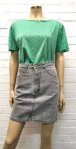 Must-Have Deals Celine Vintage 80s T-shirt