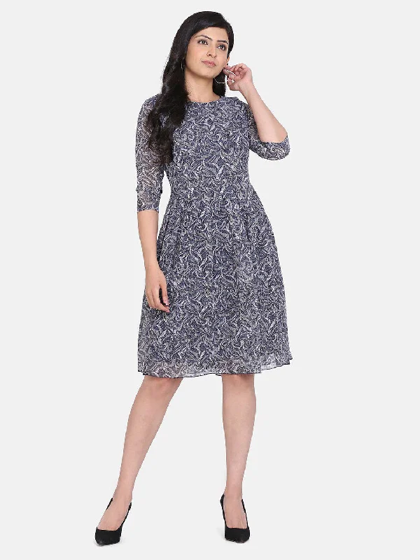 Price Break Print Georgette Outdoor Dress - White and Grey