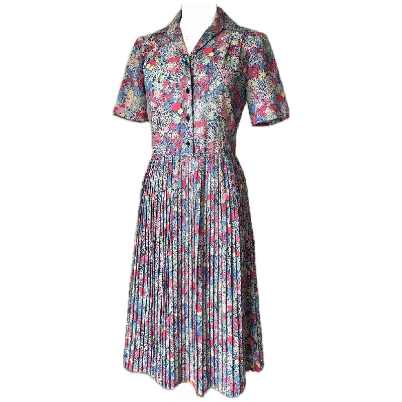 Bargain Prices 1980s-does-1940s vintage impressionist print day dress with pleated skirt