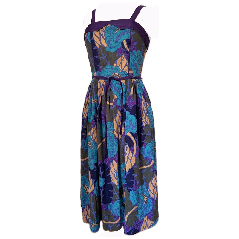Markdown Madness Late 1970s Marion Donaldson art nouveau floral cotton vintage sun dress Markdown Madness Late 1970s Marion Donaldson art nouveau floral cotton vintage sun dress