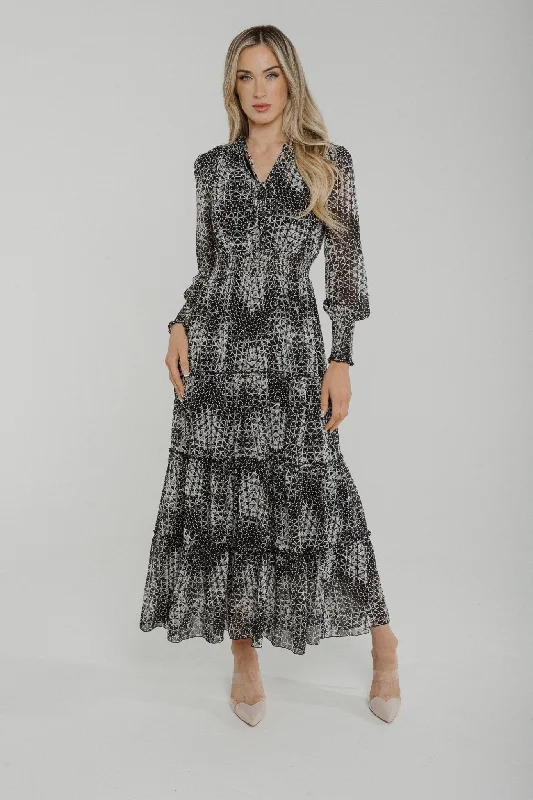 Take Advantage Lydia Tiered Midi Dress In Black Print