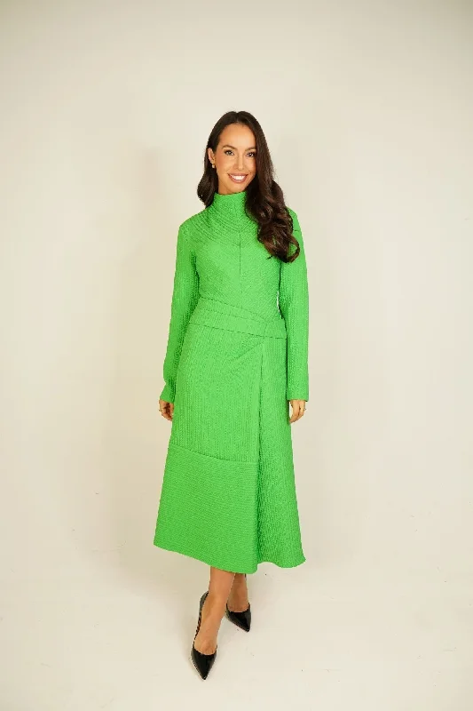 Price Break Kayla Textured Dress In Green